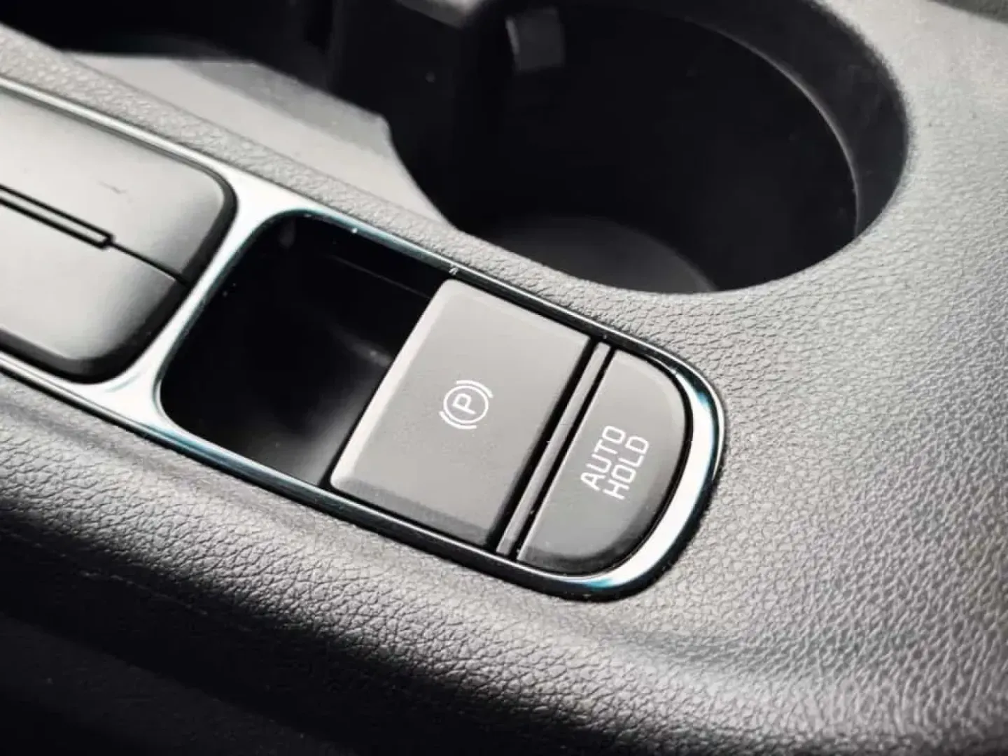 Cumpara/ Vinde online Kia Niro 2021 SH, la cel mai bun pret pentru tine!