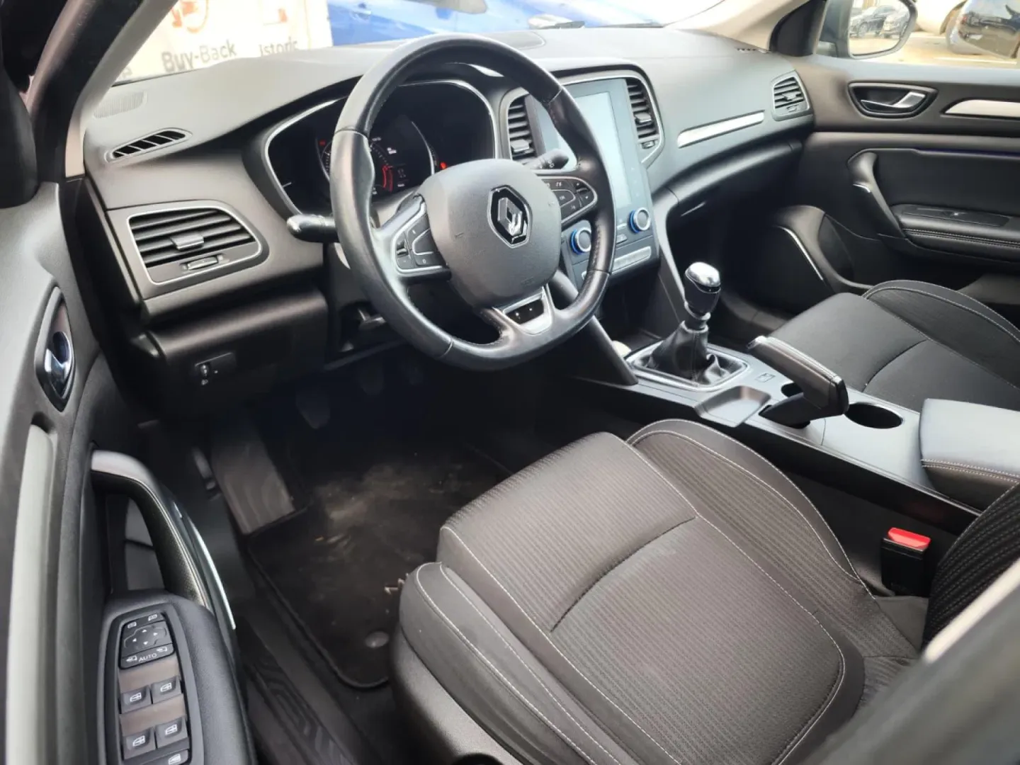 Cumpara/ Vinde online Renault  Megane 2019 SH, la cel mai bun pret pentru tine!