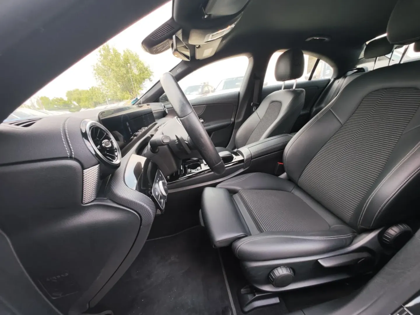Cumpara/ Vinde online Mercedes-Benz CLA 180 2021 SH, la cel mai bun pret pentru tine!