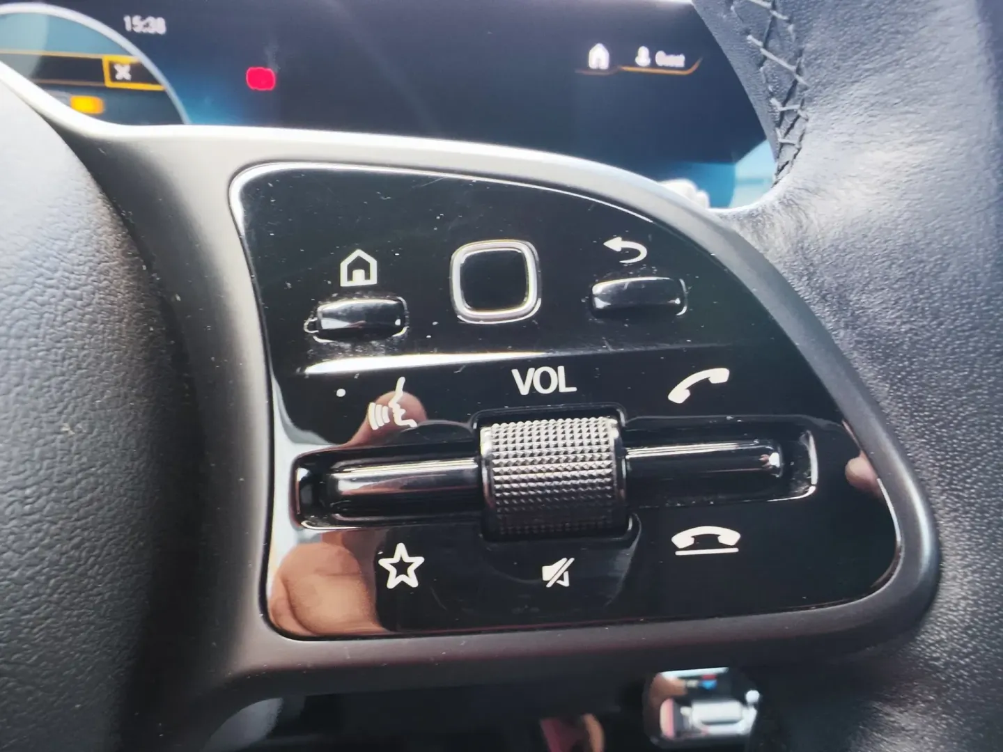 Cumpara/ Vinde online Mercedes-Benz CLA 180 2019 SH, la cel mai bun pret pentru tine!