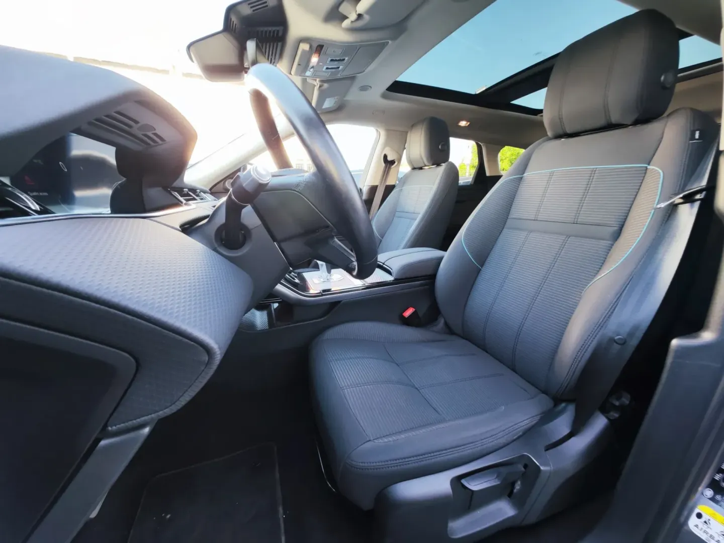 Cumpara/ Vinde online Land Rover Range Rover Evoque 2021 SH, la cel mai bun pret pentru tine!