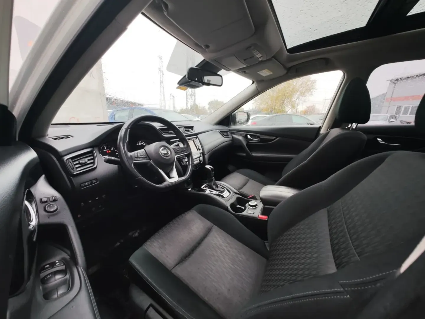 Cumpara/ Vinde online Nissan X-Trail 2019 SH, la cel mai bun pret pentru tine!