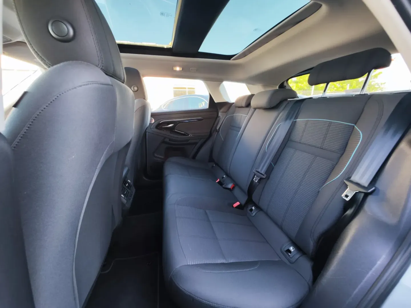 Cumpara/ Vinde online Land Rover Range Rover Evoque 2021 SH, la cel mai bun pret pentru tine!