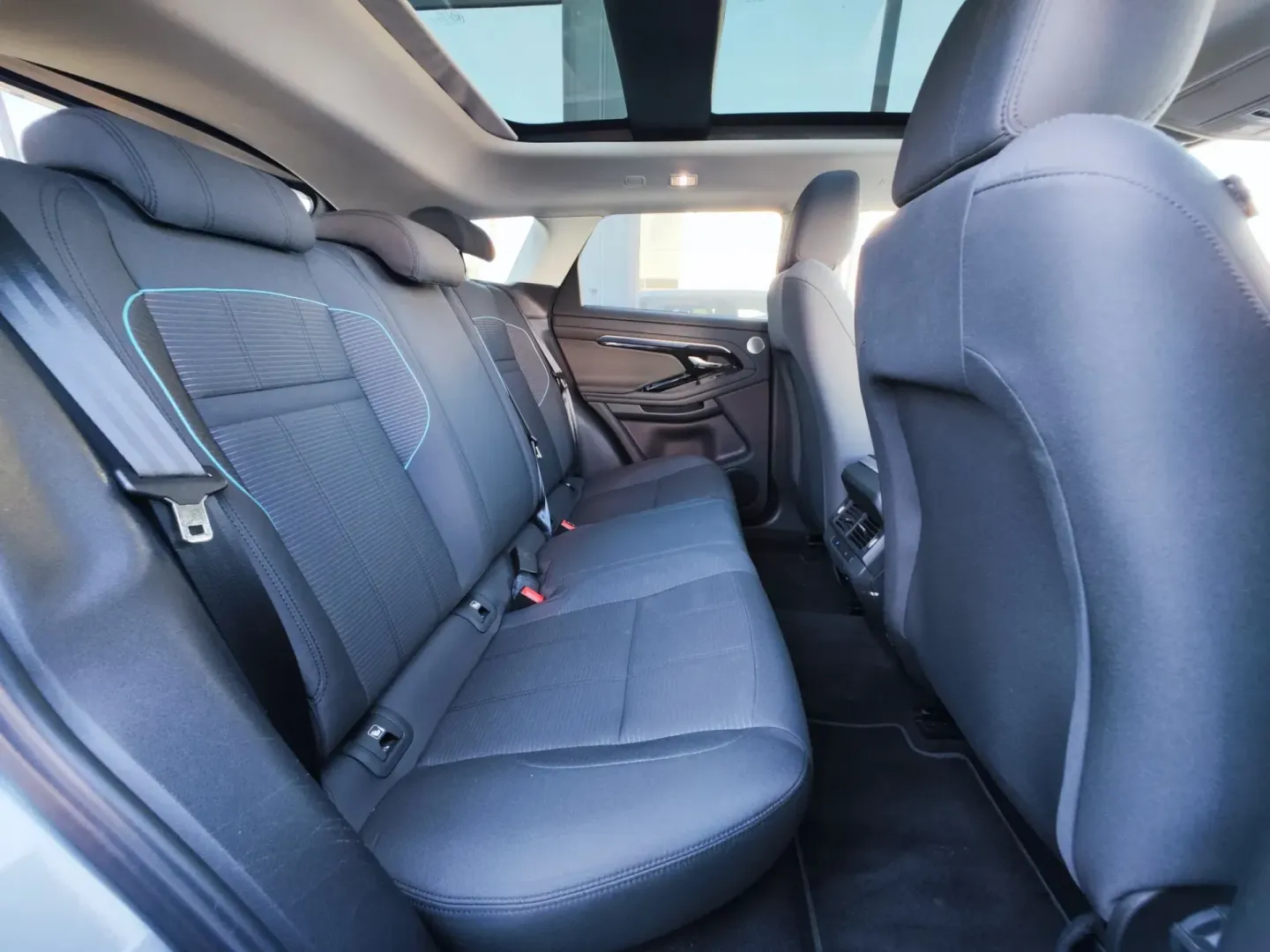 Cumpara/ Vinde online Land Rover Range Rover Evoque 2021 SH, la cel mai bun pret pentru tine!