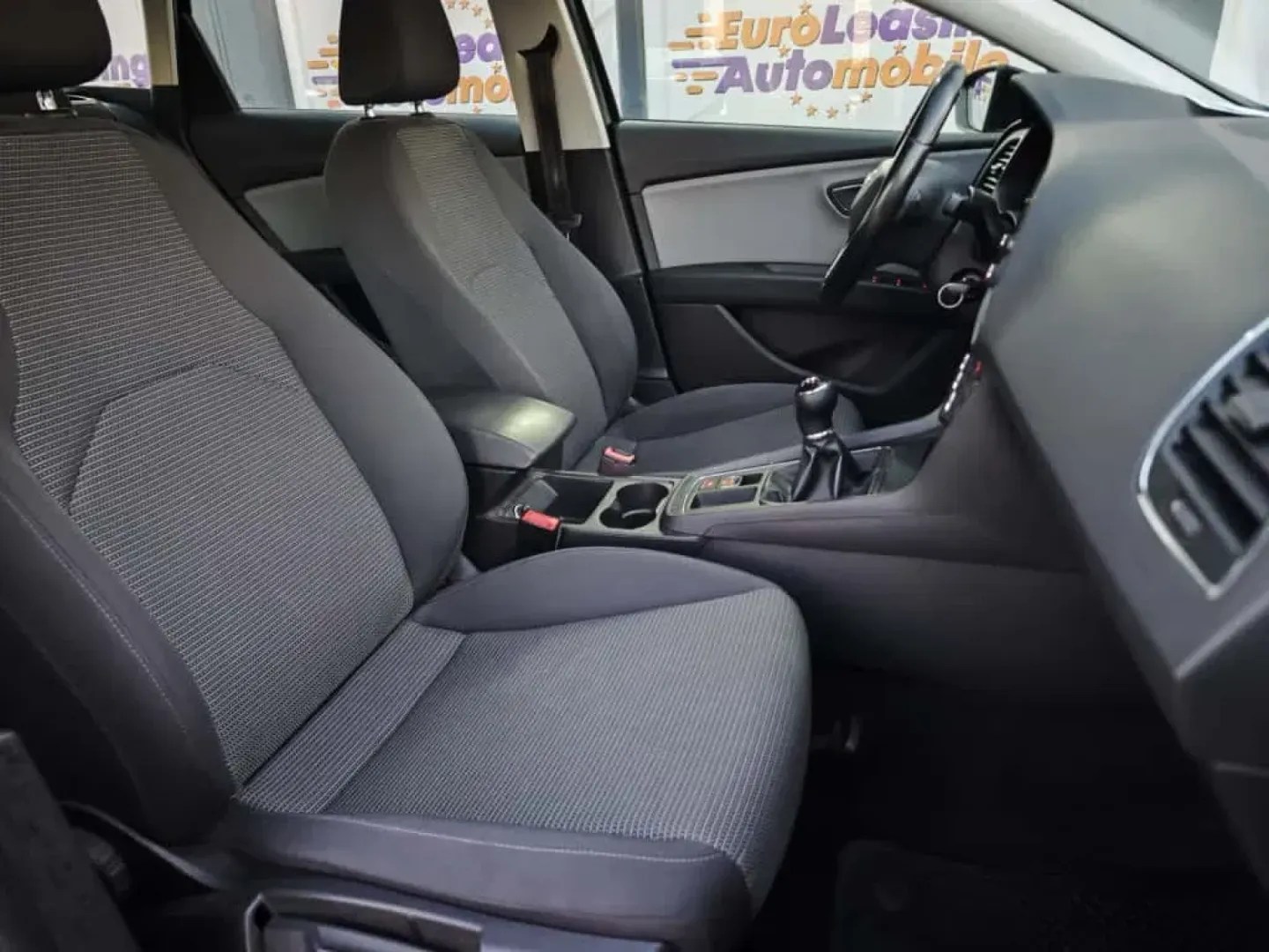 Cumpara/ Vinde online Seat Leon 2019 SH, la cel mai bun pret pentru tine!
