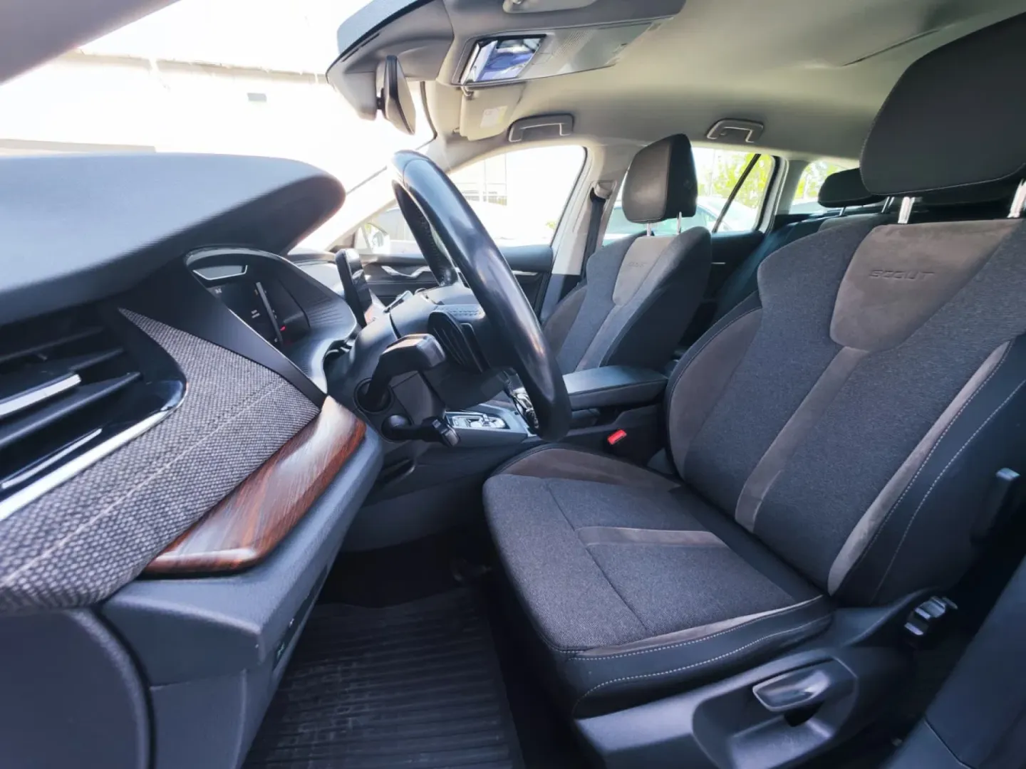Cumpara/ Vinde online Skoda Octavia 2022 SH, la cel mai bun pret pentru tine!