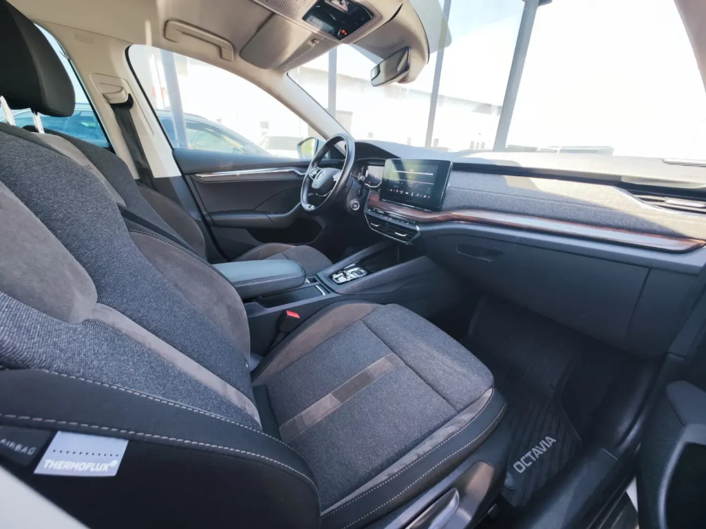 Cumpara/ Vinde online Skoda Octavia 2022 SH, la cel mai bun pret pentru tine!
