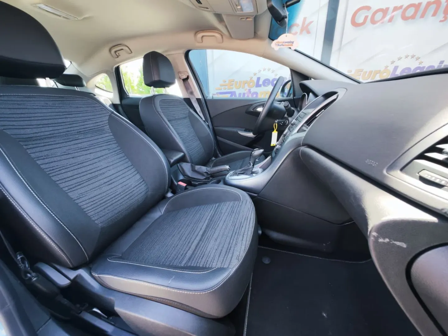 Cumpara/ Vinde online Opel Astra 2017 SH, la cel mai bun pret pentru tine!