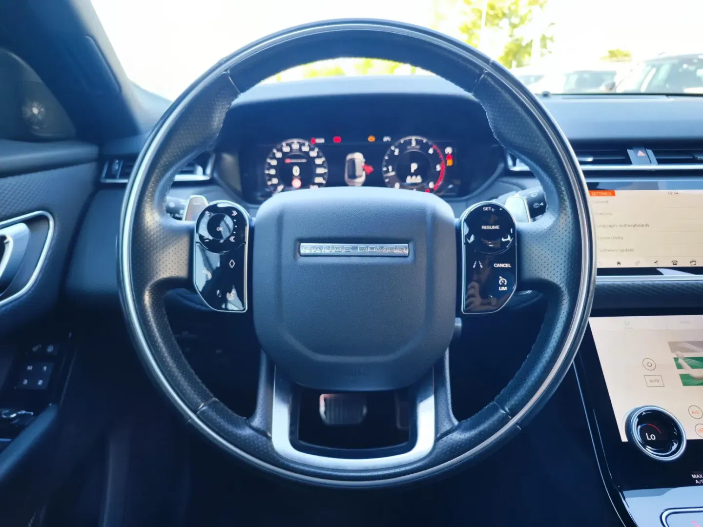 Cumpara/ Vinde online Land Rover Range Rover Velar 2020 SH, la cel mai bun pret pentru tine!