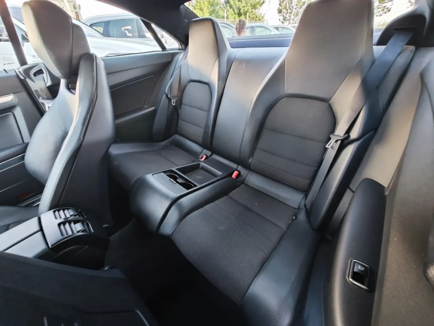 Cumpara/ Vinde online Mercedes-Benz E-Class 2012 SH, la cel mai bun pret pentru tine!