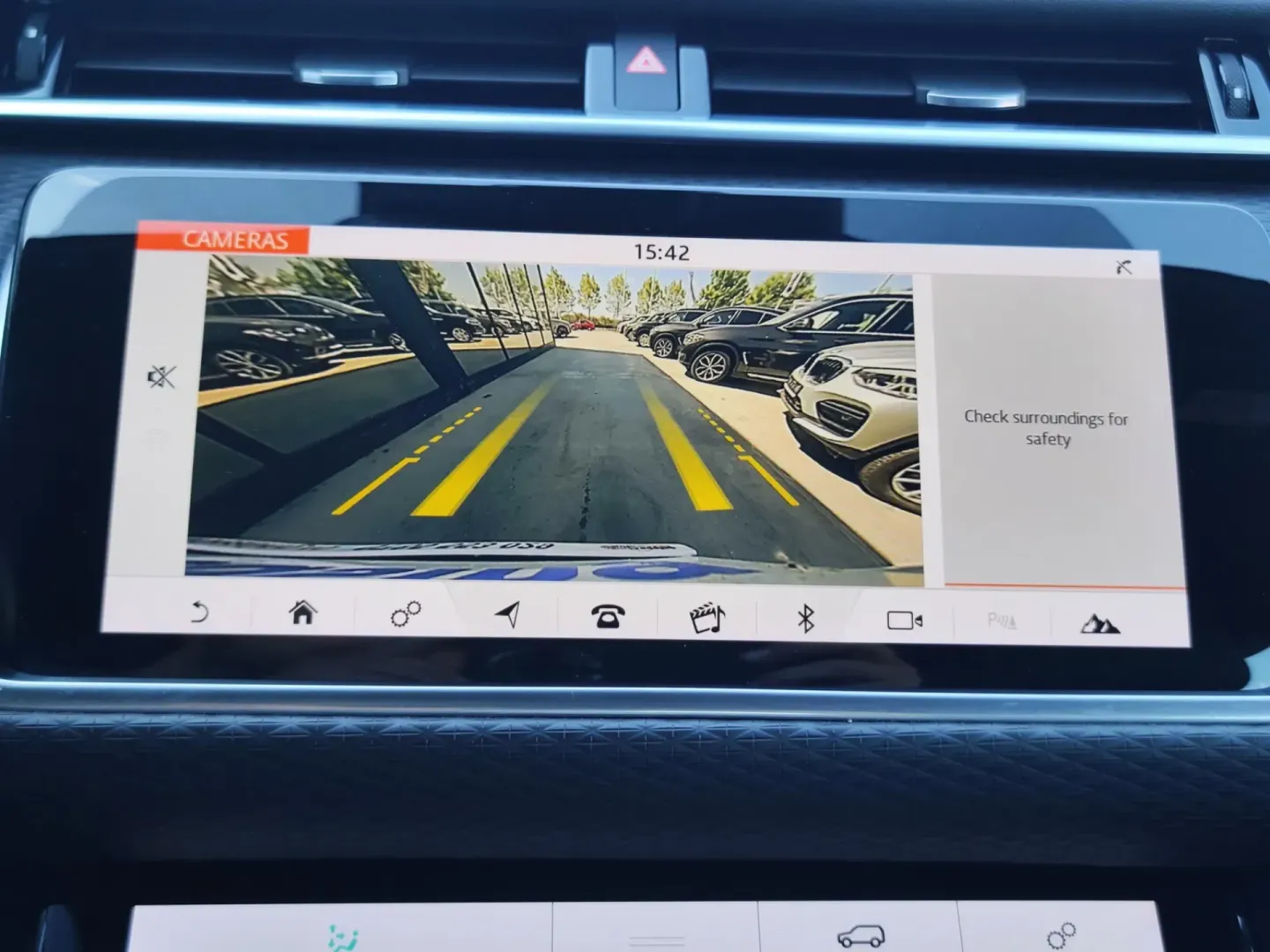 Cumpara/ Vinde online Land Rover Range Rover Velar 2020 SH, la cel mai bun pret pentru tine!
