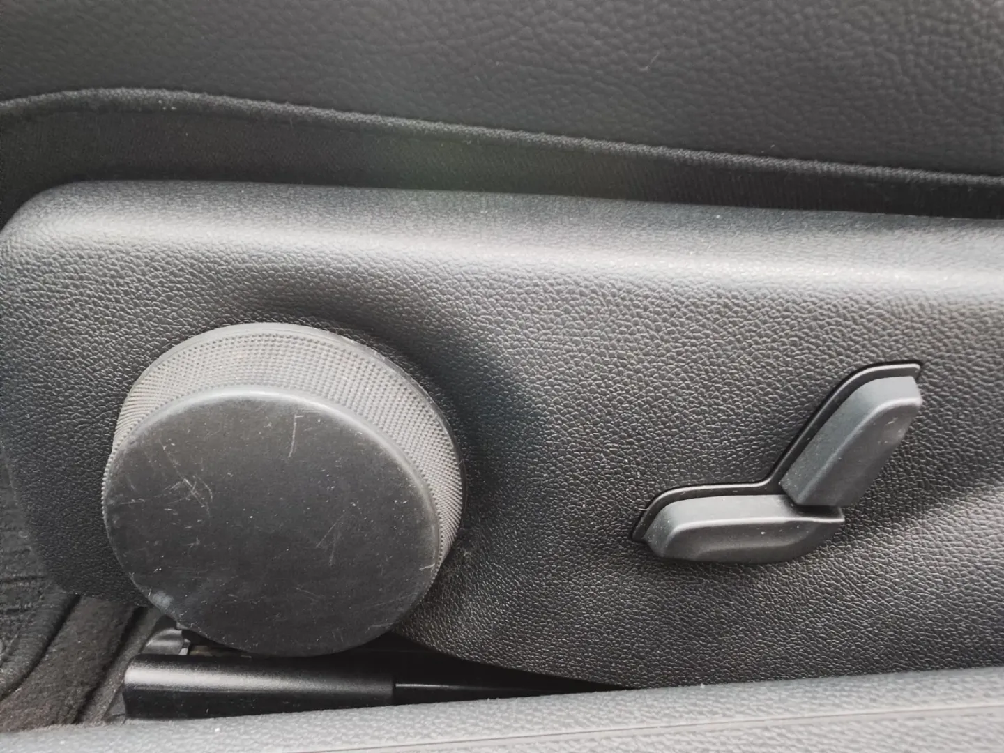Cumpara/ Vinde online Mercedes-Benz E-Class 2012 SH, la cel mai bun pret pentru tine!