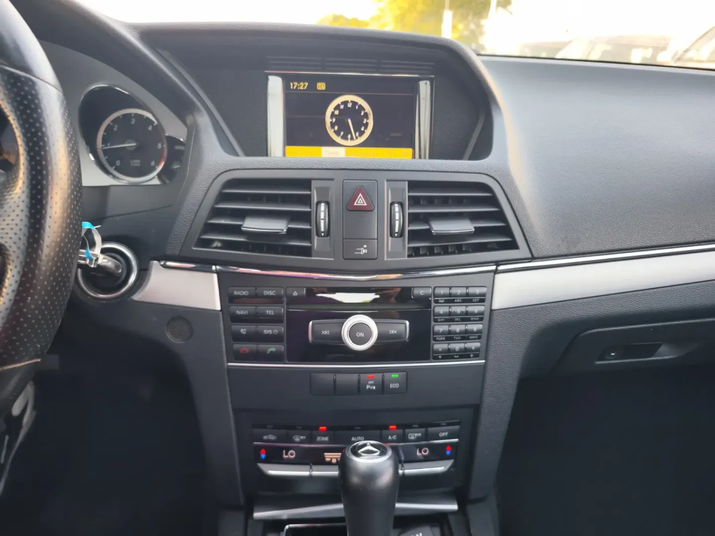 Cumpara/ Vinde online Mercedes-Benz E-Class 2012 SH, la cel mai bun pret pentru tine!