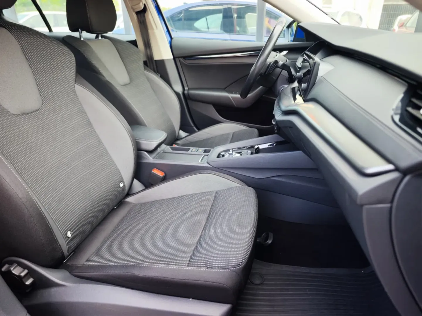 Cumpara/ Vinde online Skoda Octavia 2022 SH, la cel mai bun pret pentru tine!