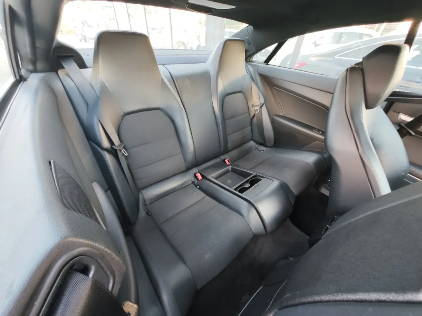 Cumpara/ Vinde online Mercedes-Benz E-Class 2012 SH, la cel mai bun pret pentru tine!