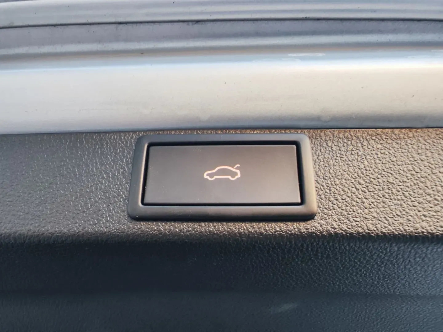 Cumpara/ Vinde online Skoda Octavia 2022 SH, la cel mai bun pret pentru tine!
