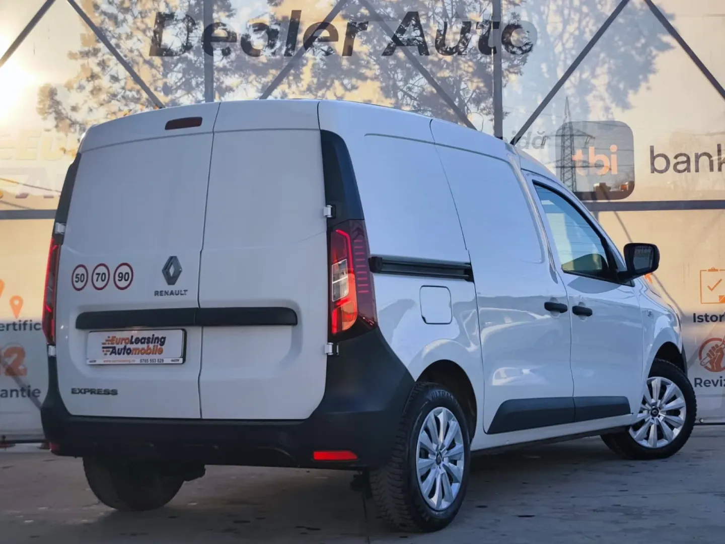 Cumpara/ Vinde online Renault  Express 2022 SH, la cel mai bun pret pentru tine!