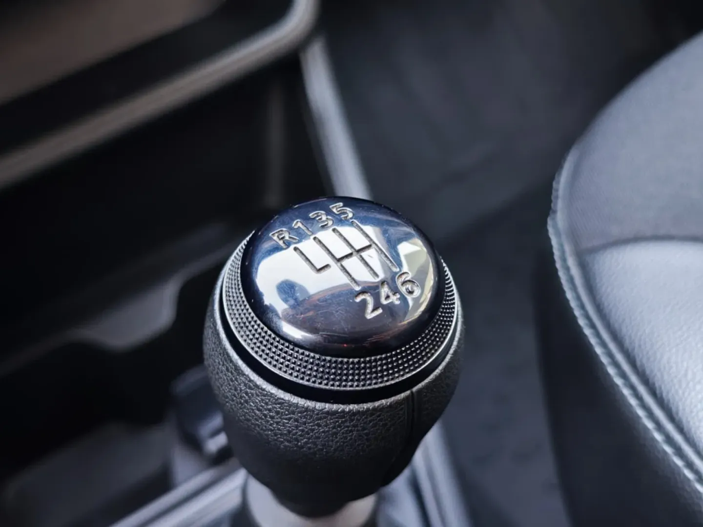 Cumpara/ Vinde online Renault  Express 2022 SH, la cel mai bun pret pentru tine!