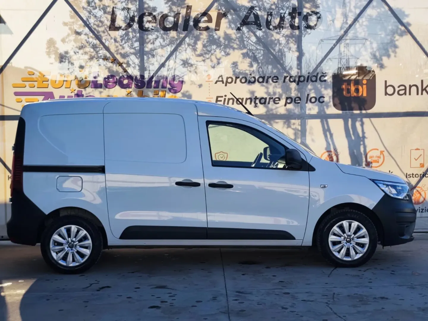 Cumpara/ Vinde online Renault  Express 2023 SH, la cel mai bun pret pentru tine!