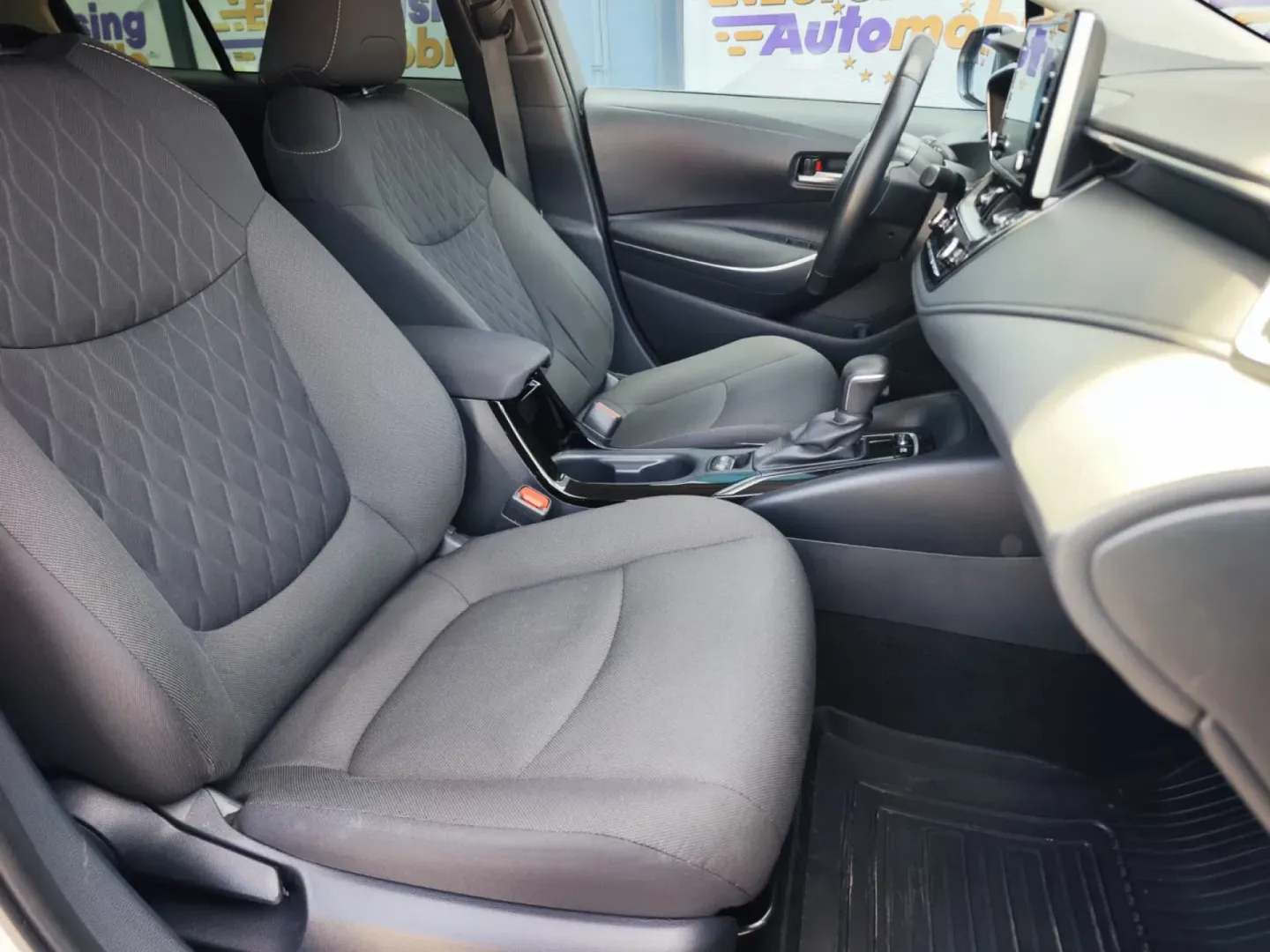 Cumpara/ Vinde online Toyota Corolla 2021 SH, la cel mai bun pret pentru tine!