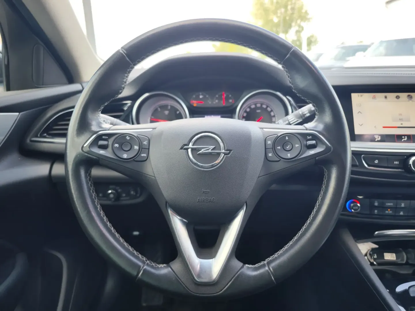 Cumpara/ Vinde online Opel Insignia 2018 SH, la cel mai bun pret pentru tine!