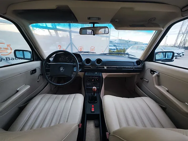 Cumpără / Vinde Mercedes-Benz other 1982 SH, la cel mai bun pret pentru tine!