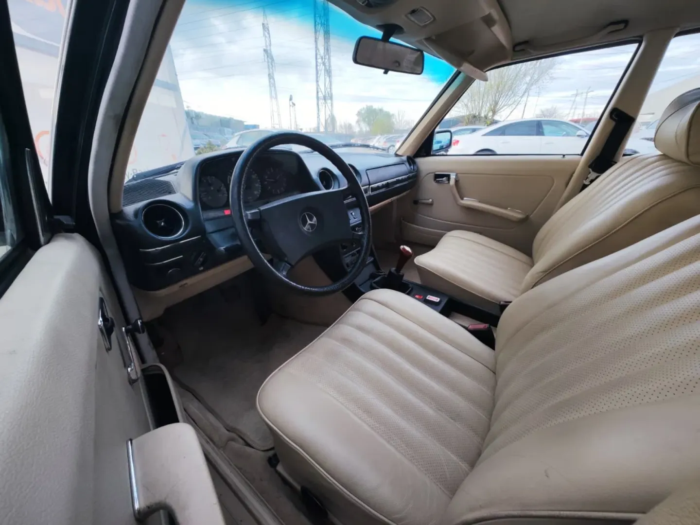 Cumpara/ Vinde online Mercedes-Benz other 1982 SH, la cel mai bun pret pentru tine!