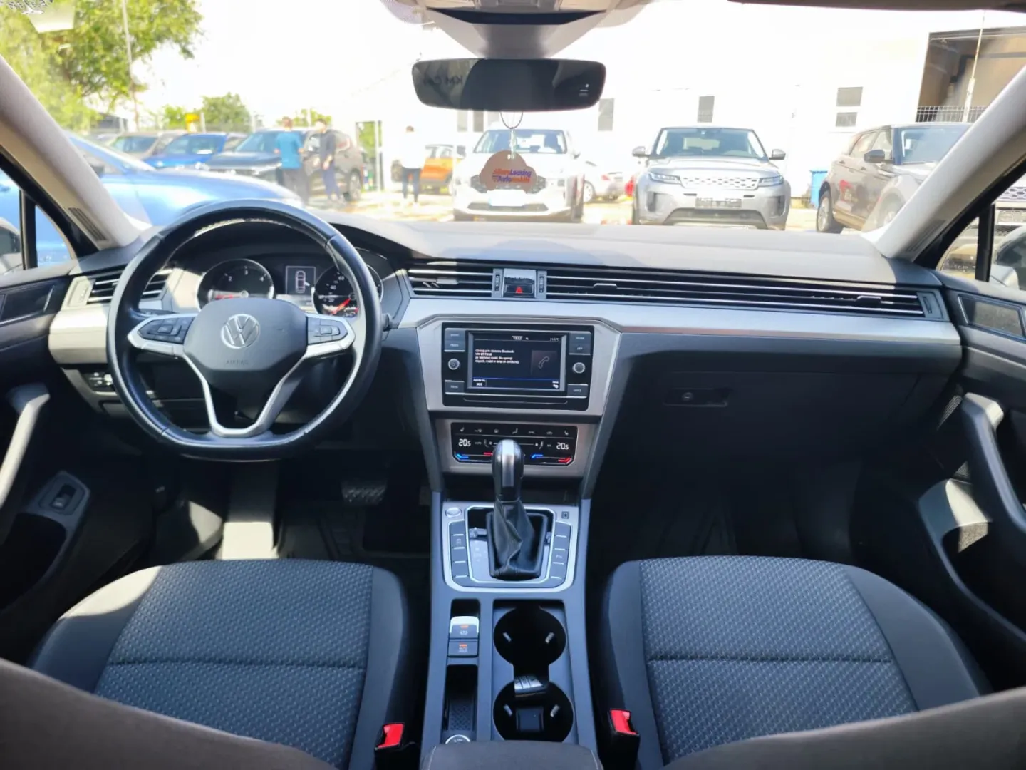 Cumpara/ Vinde online Volkswagen Passat 2021 SH, la cel mai bun pret pentru tine!