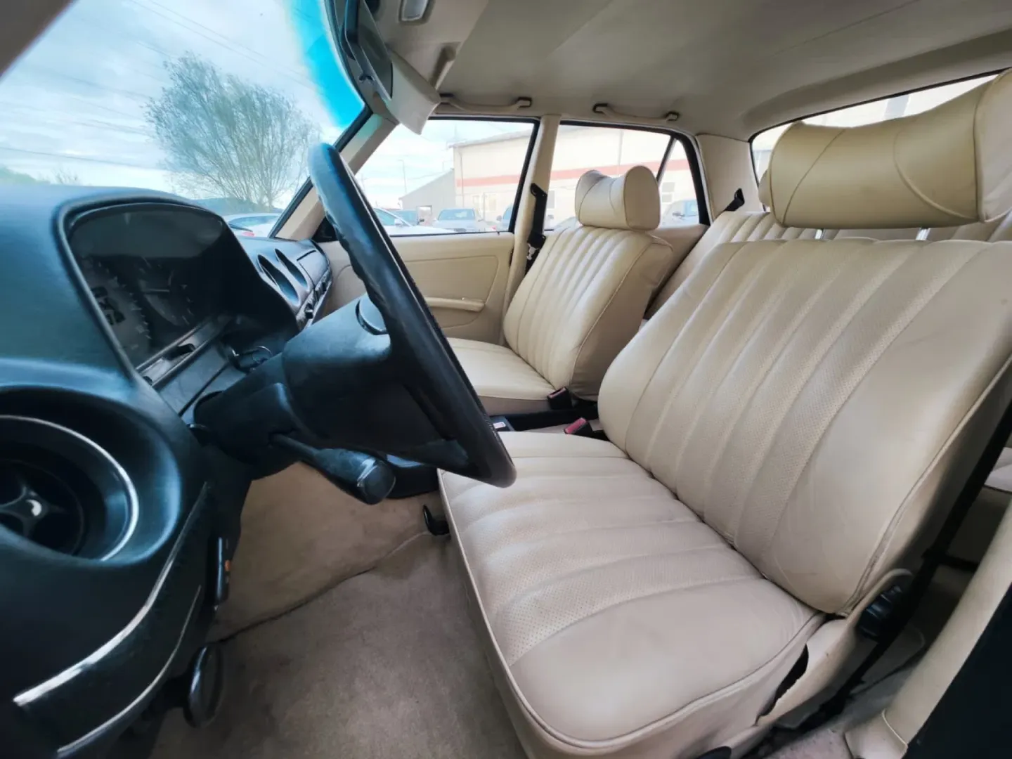 Cumpara/ Vinde online Mercedes-Benz other 1982 SH, la cel mai bun pret pentru tine!