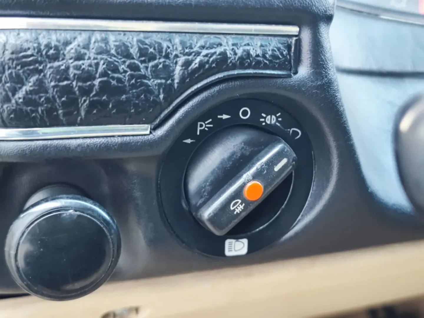 Cumpara/ Vinde online Mercedes-Benz other 1982 SH, la cel mai bun pret pentru tine!