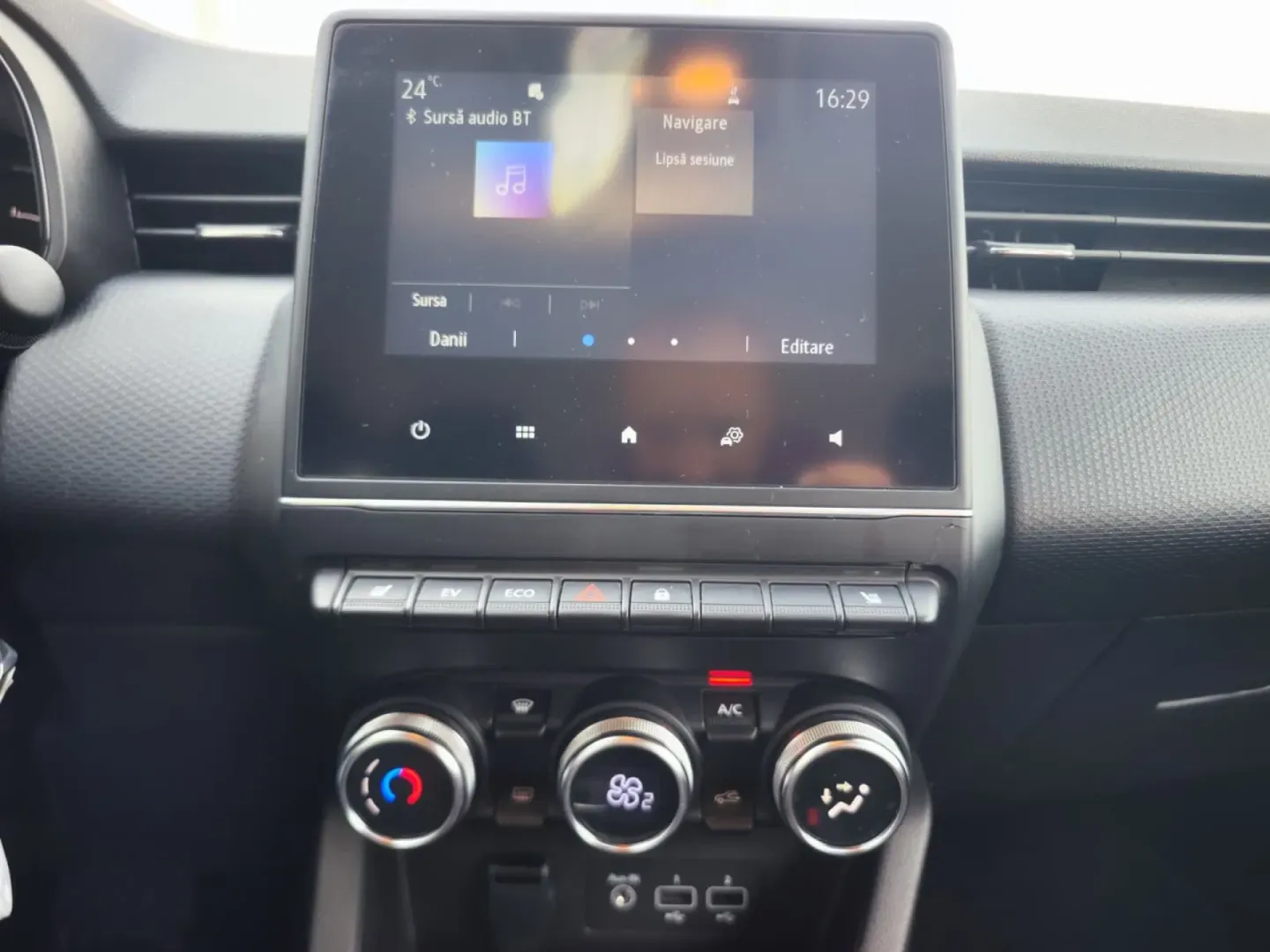 Cumpara/ Vinde online Renault  Clio 2023 SH, la cel mai bun pret pentru tine!