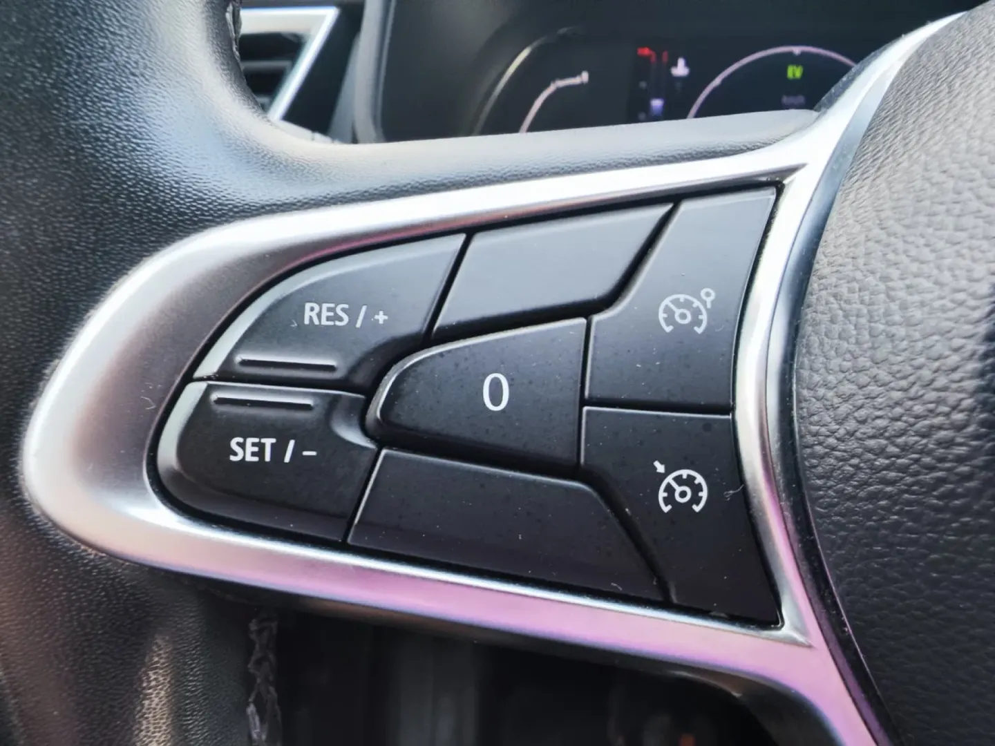 Cumpara/ Vinde online Renault  Clio 2023 SH, la cel mai bun pret pentru tine!