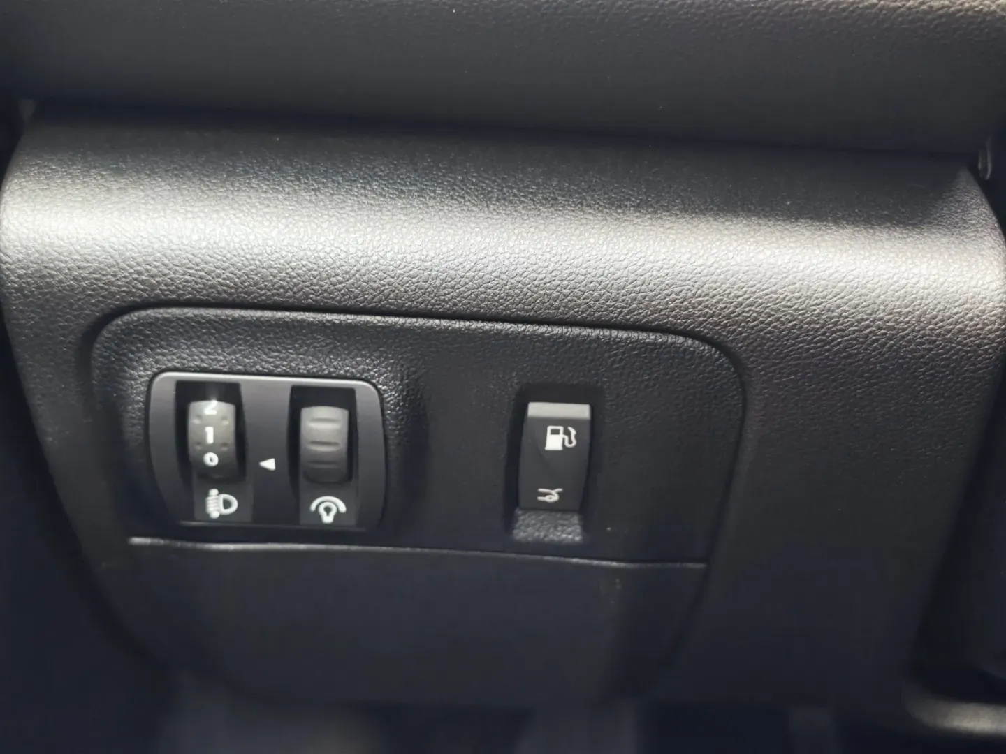 Cumpara/ Vinde online Renault  Megane 2022 SH, la cel mai bun pret pentru tine!
