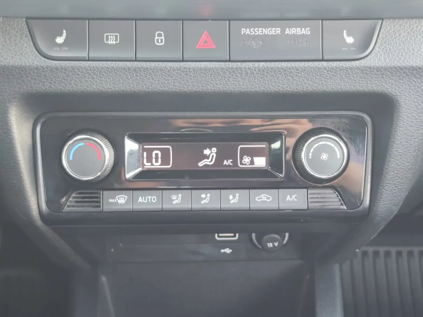Cumpara/ Vinde online Skoda Fabia 2022 SH, la cel mai bun pret pentru tine!