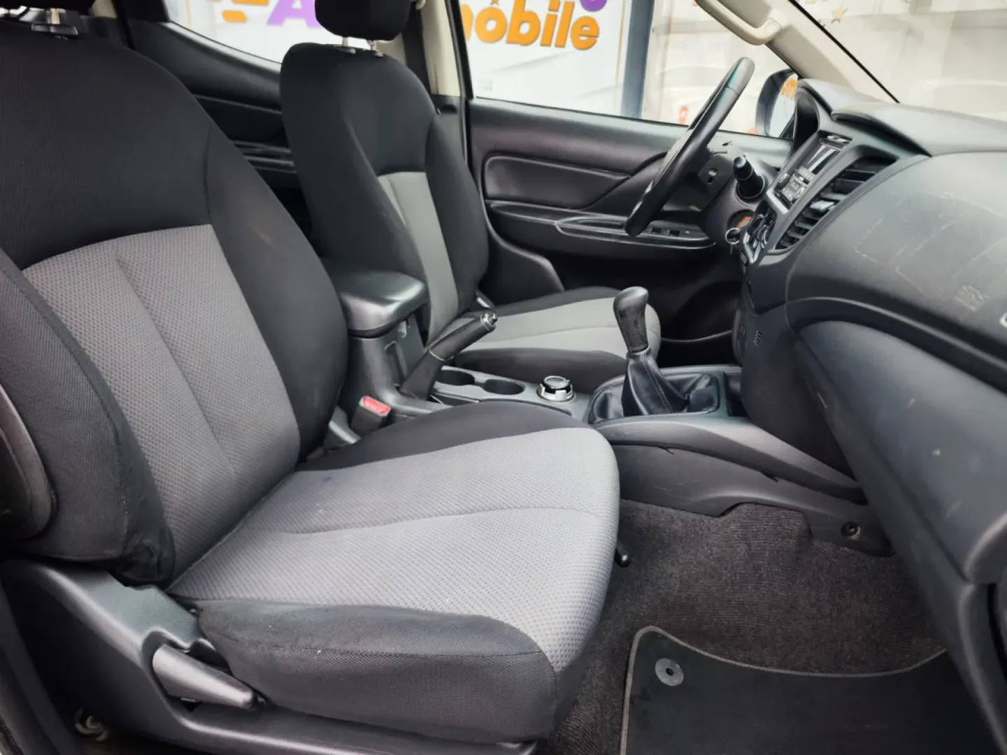 Cumpara/ Vinde online Mitsubishi L200 2020 SH, la cel mai bun pret pentru tine!