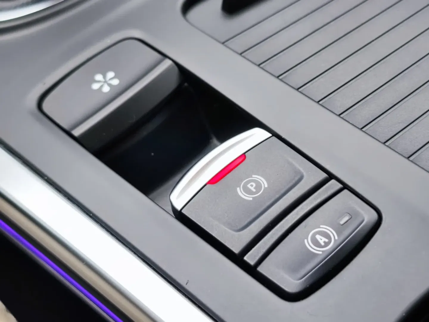 Cumpara/ Vinde online Renault  Megane 2019 SH, la cel mai bun pret pentru tine!