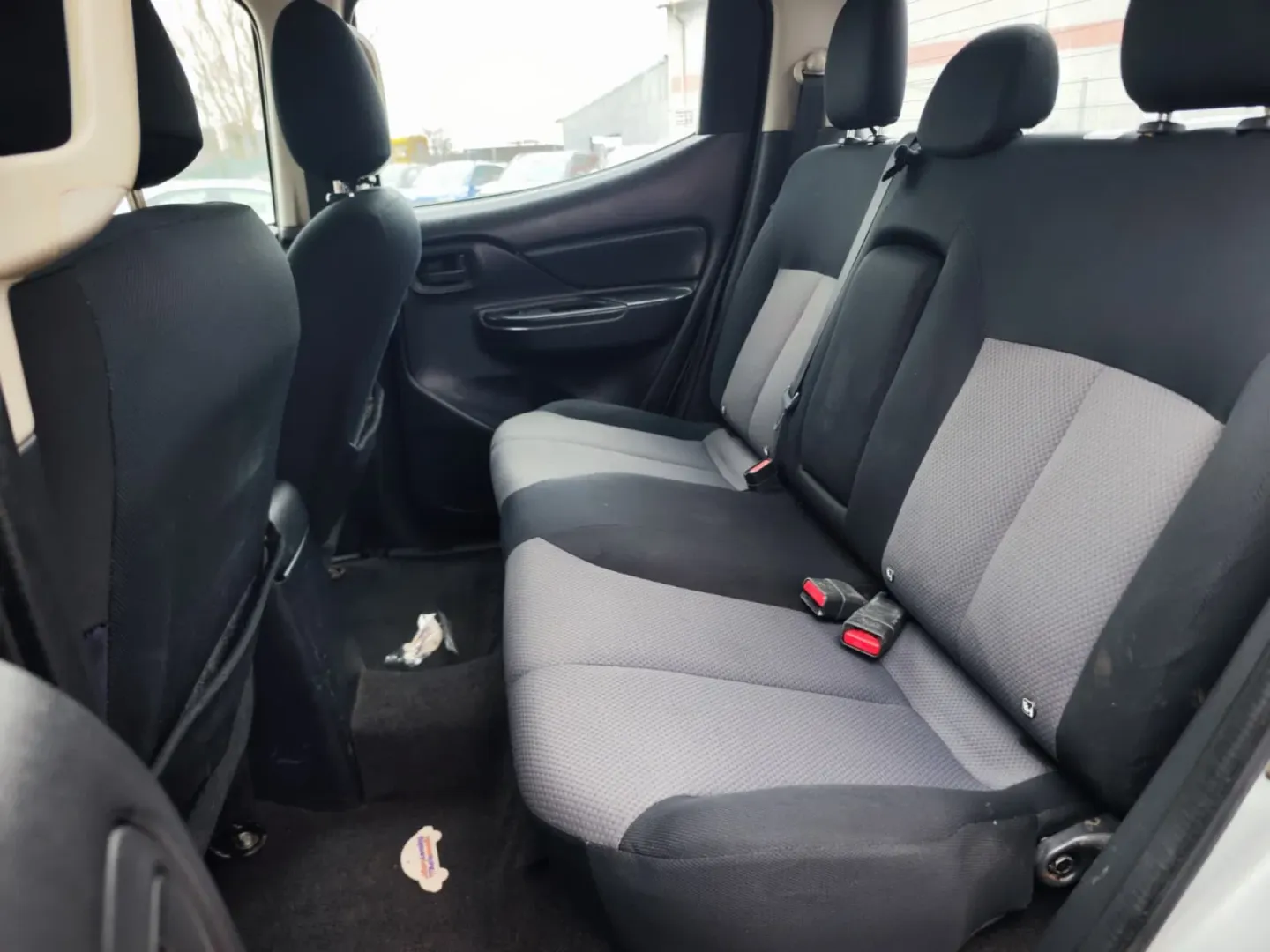 Cumpara/ Vinde online Mitsubishi L200 2020 SH, la cel mai bun pret pentru tine!