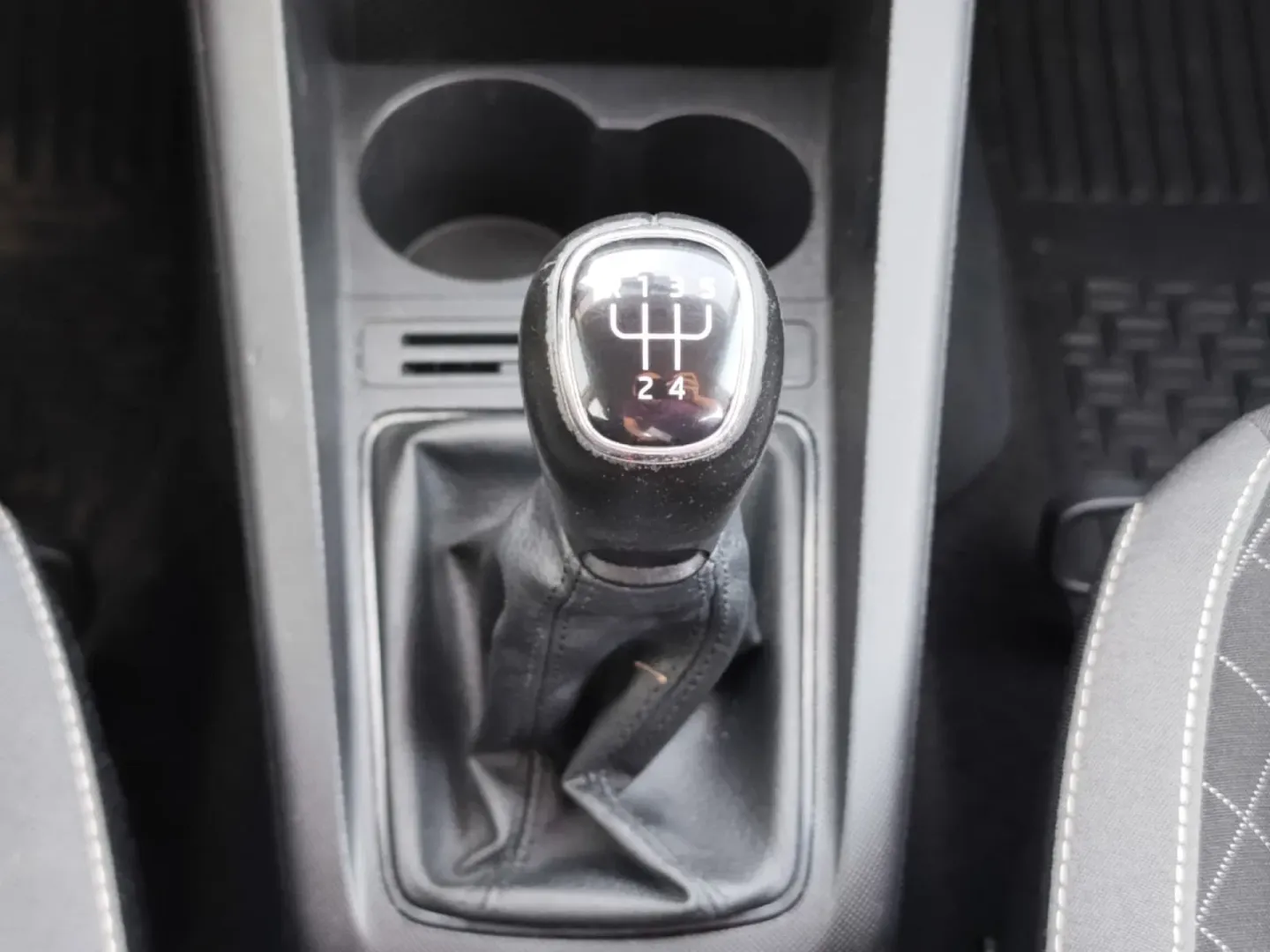 Cumpara/ Vinde online Skoda Fabia 2022 SH, la cel mai bun pret pentru tine!