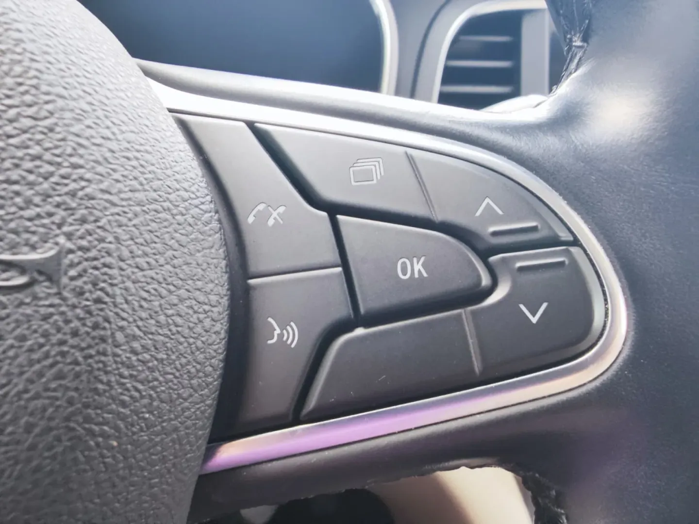 Cumpara/ Vinde online Renault  Megane 2019 SH, la cel mai bun pret pentru tine!