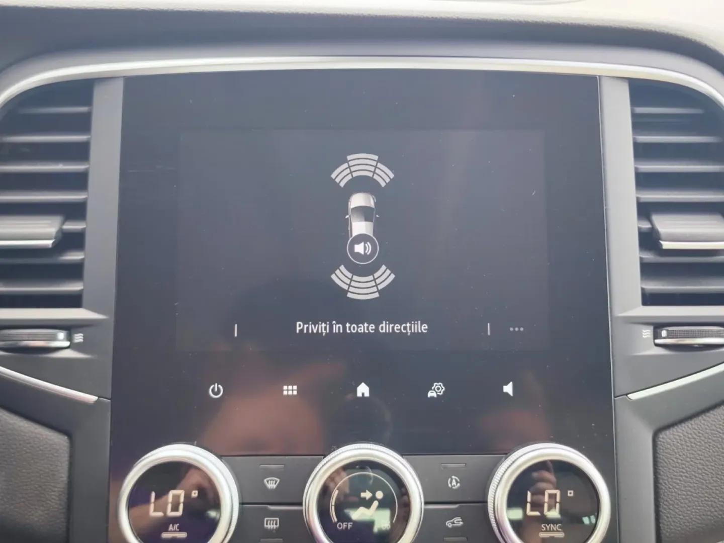 Cumpara/ Vinde online Renault  Megane 2019 SH, la cel mai bun pret pentru tine!