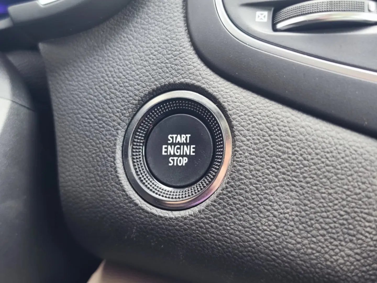 Cumpara/ Vinde online Renault  Megane 2019 SH, la cel mai bun pret pentru tine!
