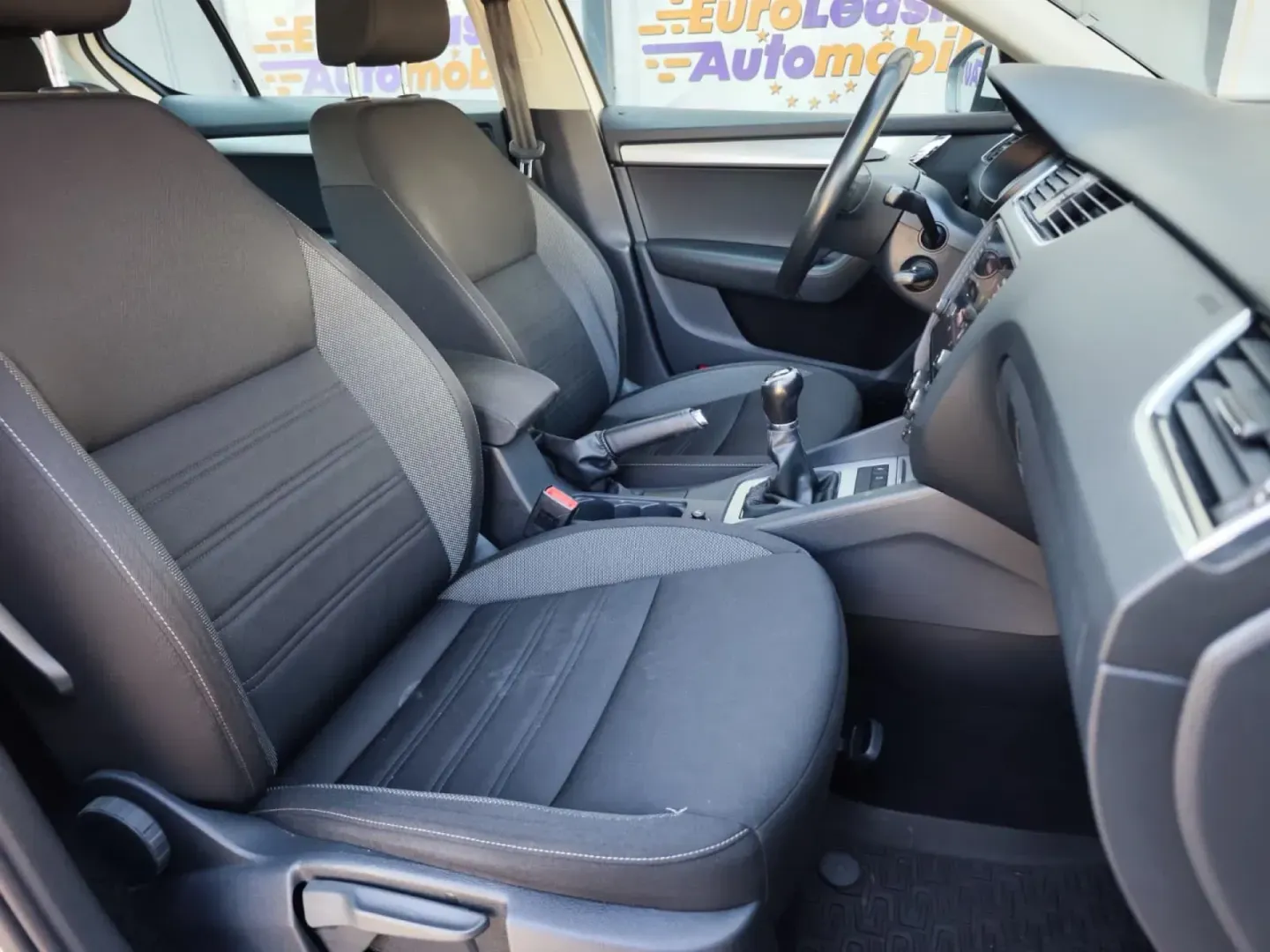 Cumpara/ Vinde online Skoda Octavia 2020 SH, la cel mai bun pret pentru tine!