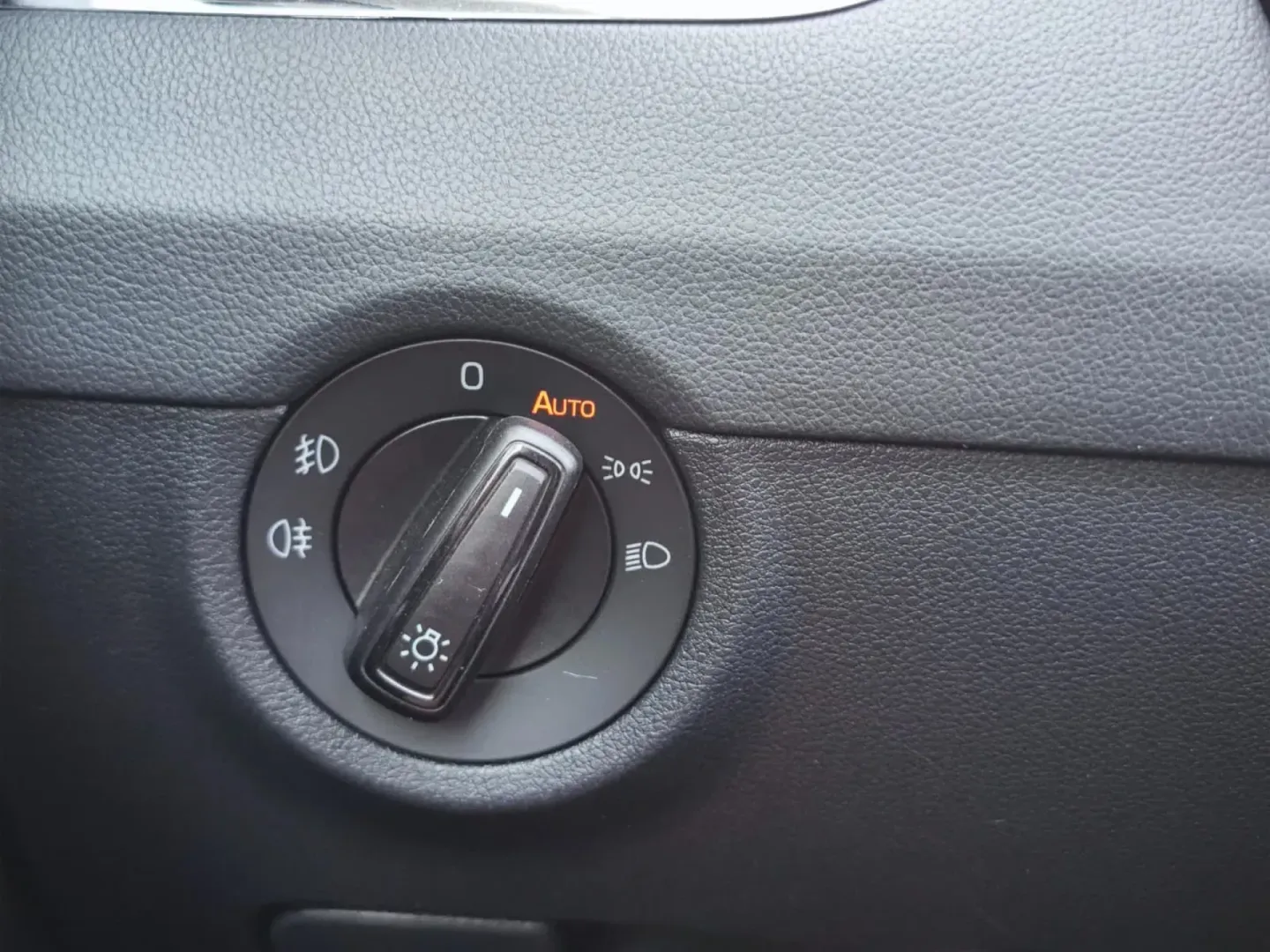 Cumpara/ Vinde online Skoda Octavia 2020 SH, la cel mai bun pret pentru tine!