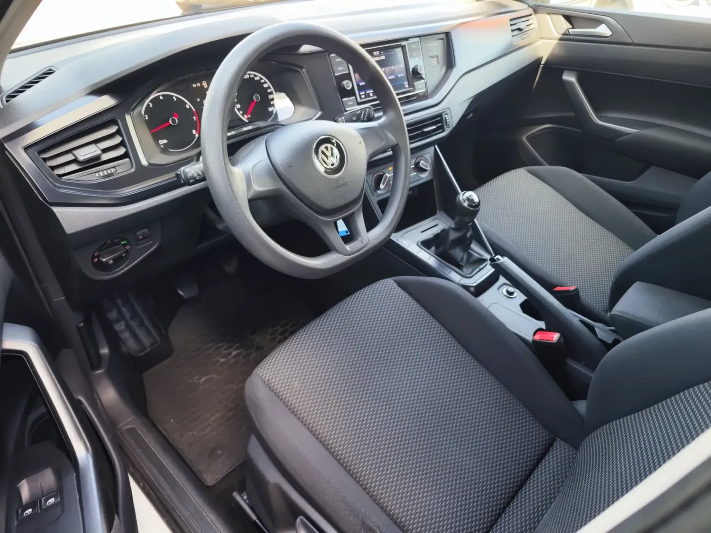 Cumpara/ Vinde online Volkswagen Polo 2020 SH, la cel mai bun pret pentru tine!