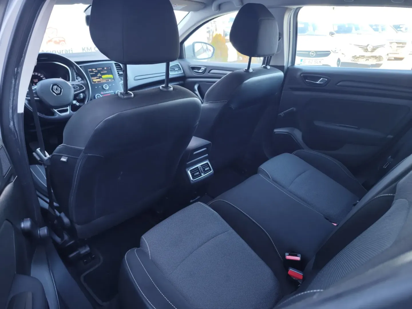 Cumpara/ Vinde online Renault  Megane 2018 SH, la cel mai bun pret pentru tine!