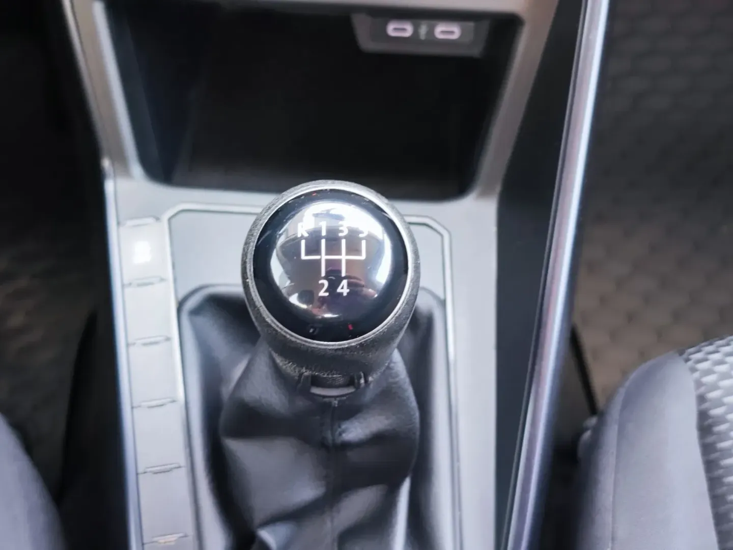 Cumpara/ Vinde online Volkswagen Polo 2020 SH, la cel mai bun pret pentru tine!