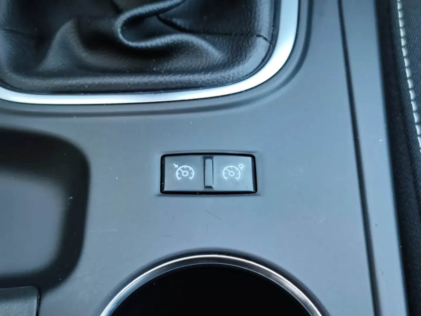 Cumpara/ Vinde online Renault  Megane 2018 SH, la cel mai bun pret pentru tine!
