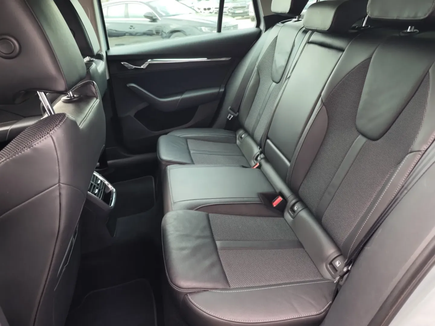 Cumpara/ Vinde online Skoda Octavia 2021 SH, la cel mai bun pret pentru tine!
