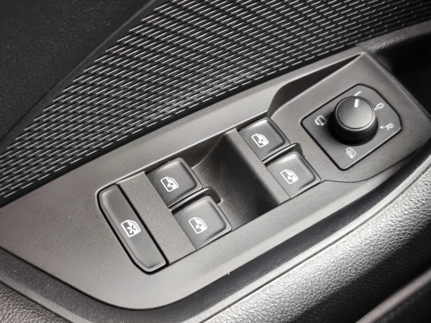 Cumpara/ Vinde online Skoda Octavia 2021 SH, la cel mai bun pret pentru tine!
