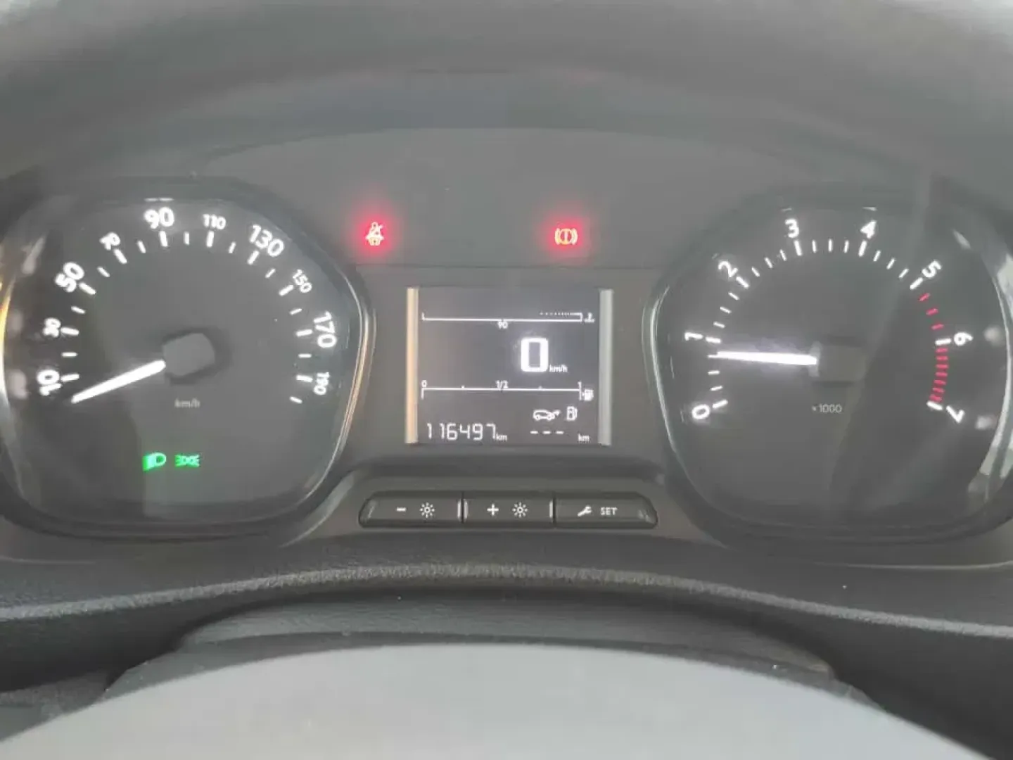 Cumpara/ Vinde online Opel Vivaro 2021 SH, la cel mai bun pret pentru tine!